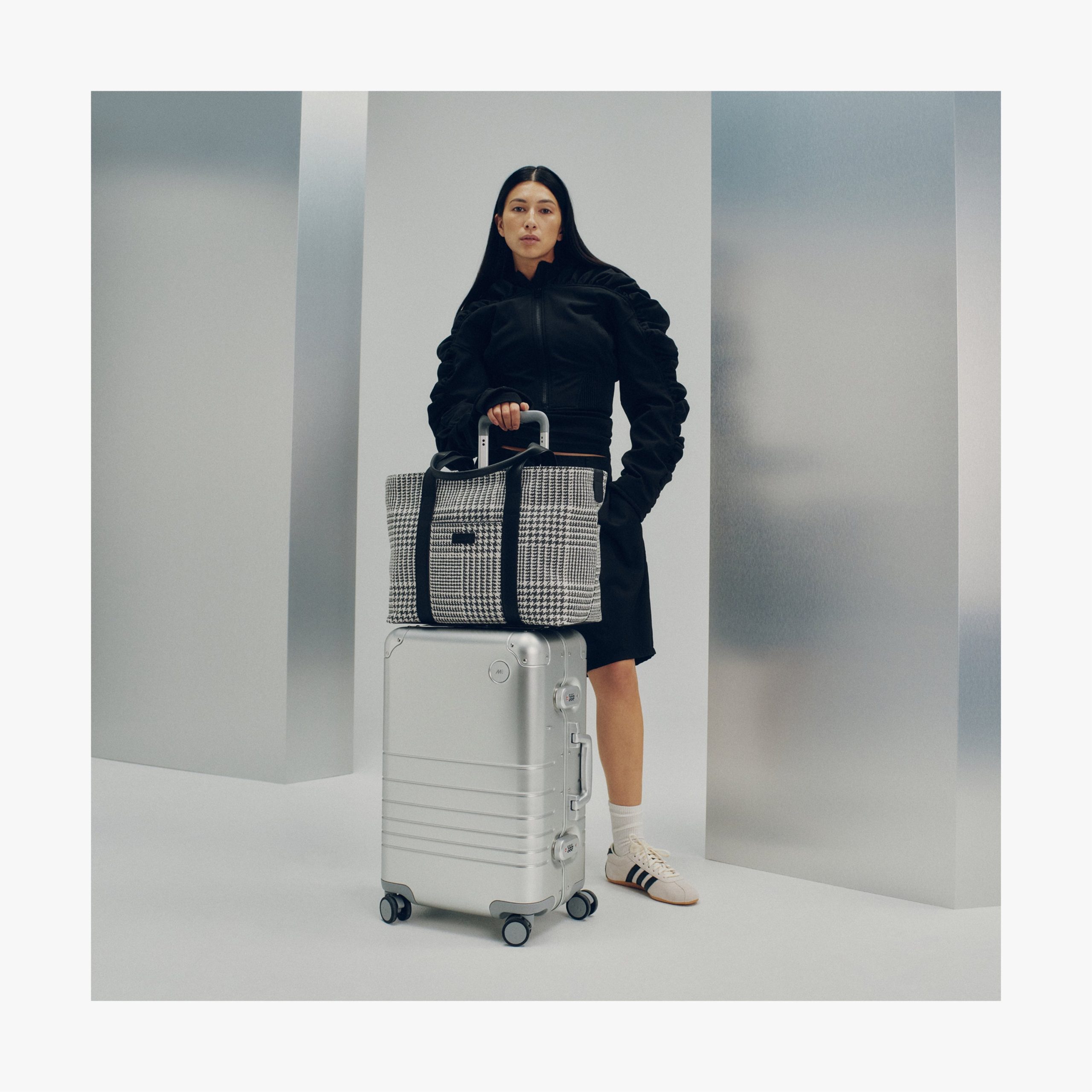 Metro Tote - Image 55