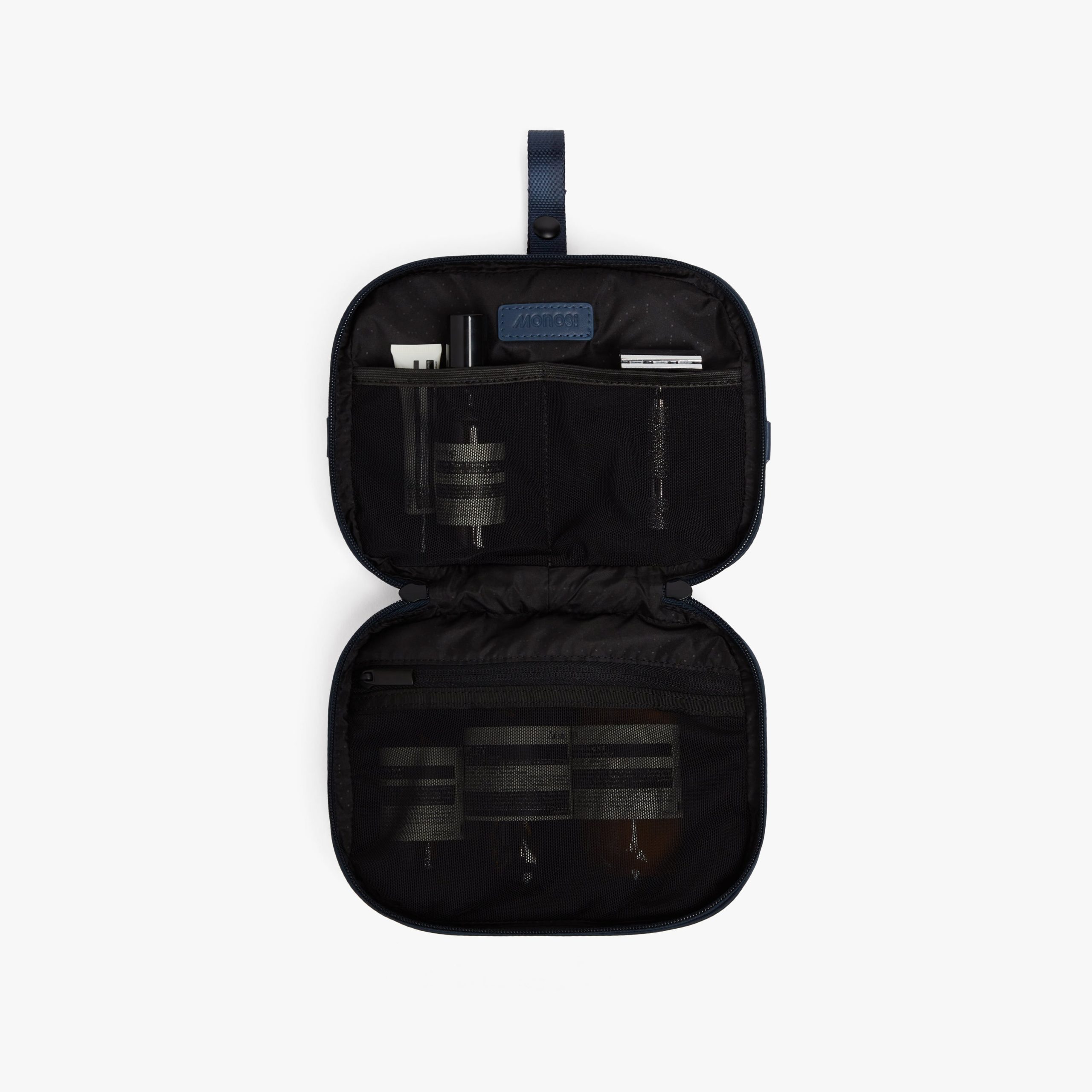 Metro Hanging Toiletry Case - Image 14
