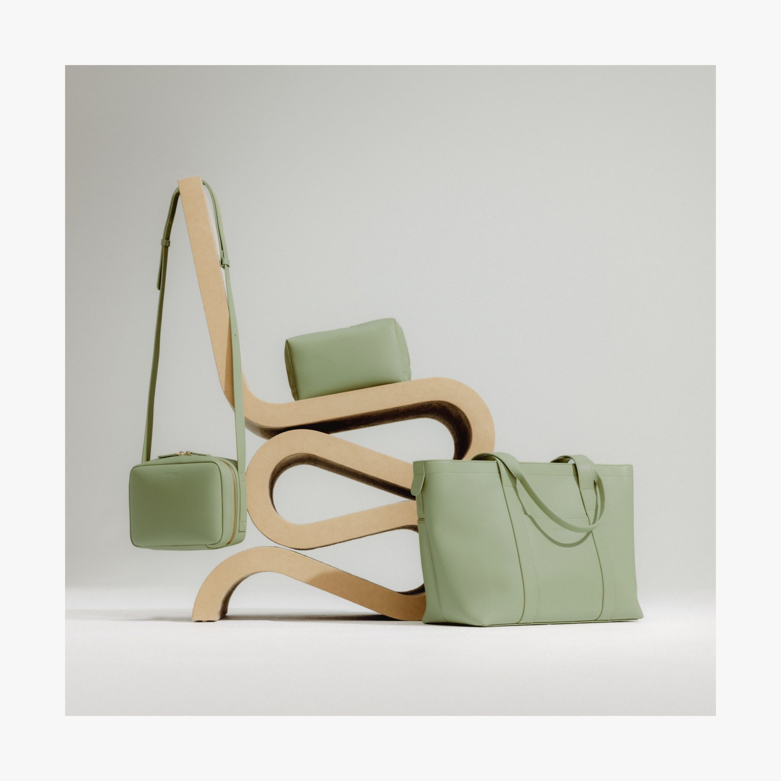 Metro Tote - Image 40