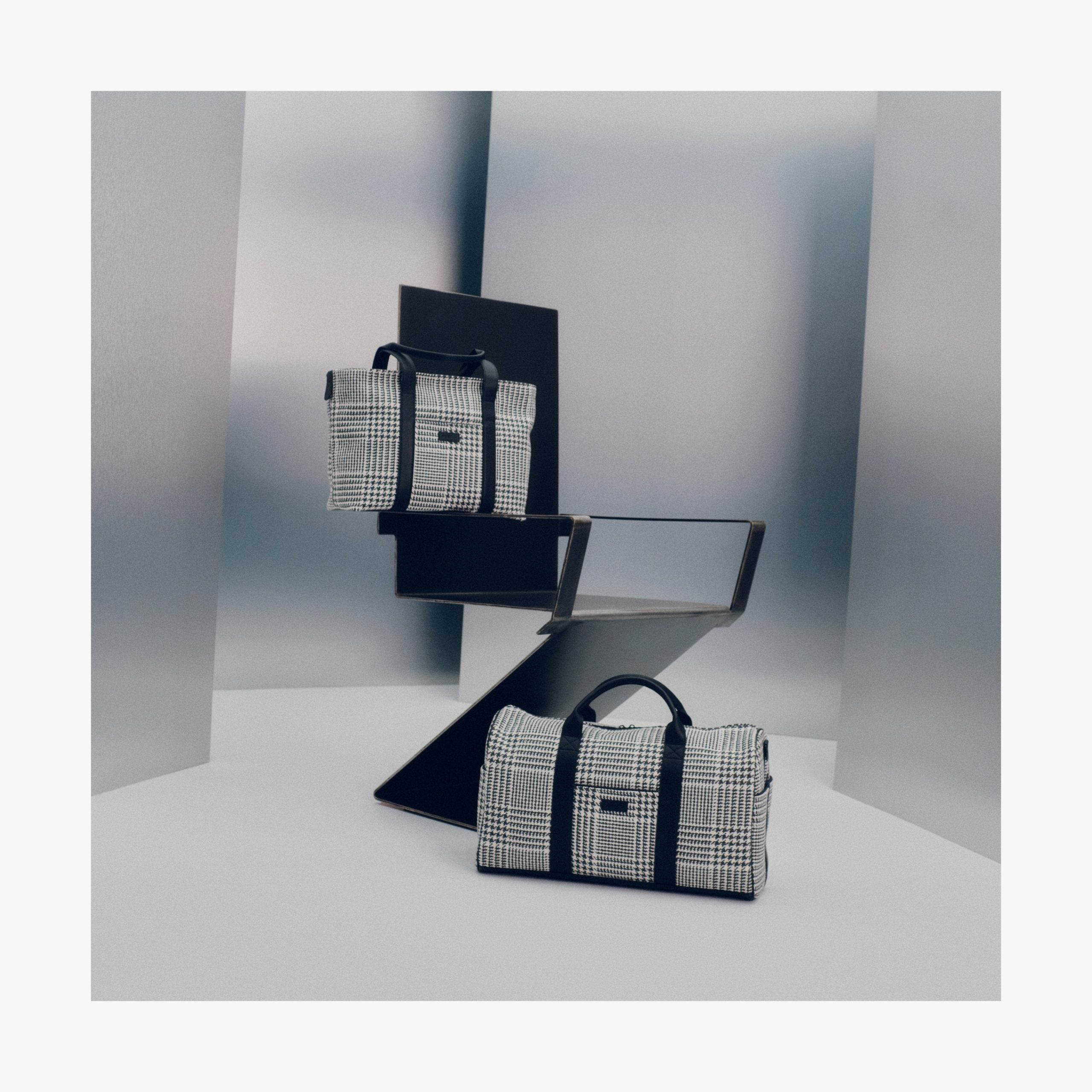 Metro Tote - Image 52